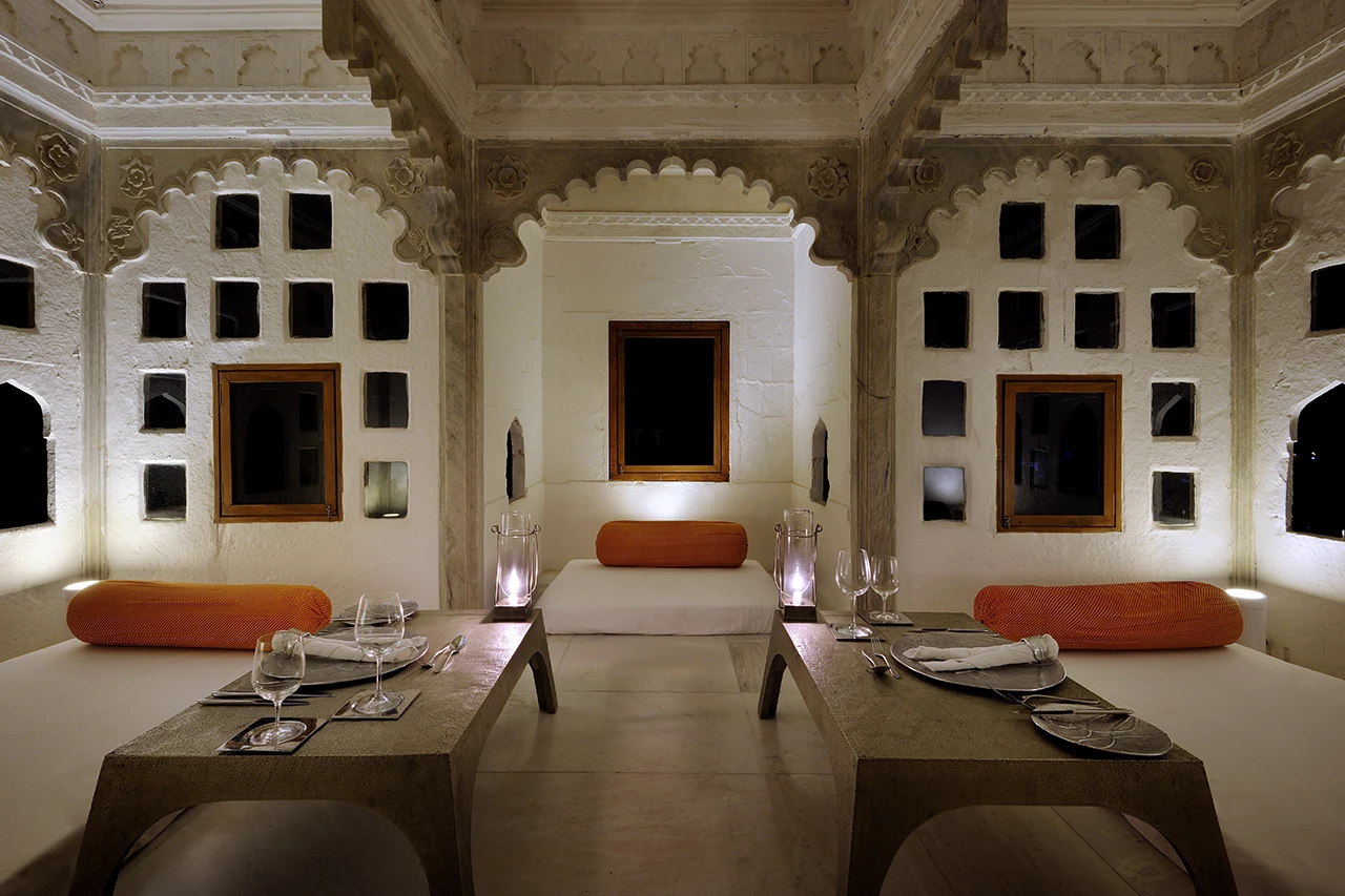 Hawa Gokhra, Private Dining Area at RAAS Devigarh